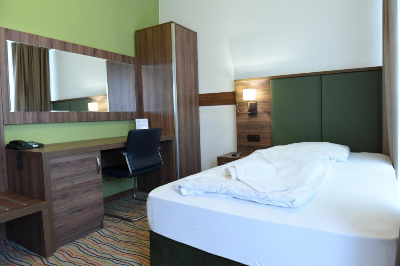 Olive 3* Aschaffenburg